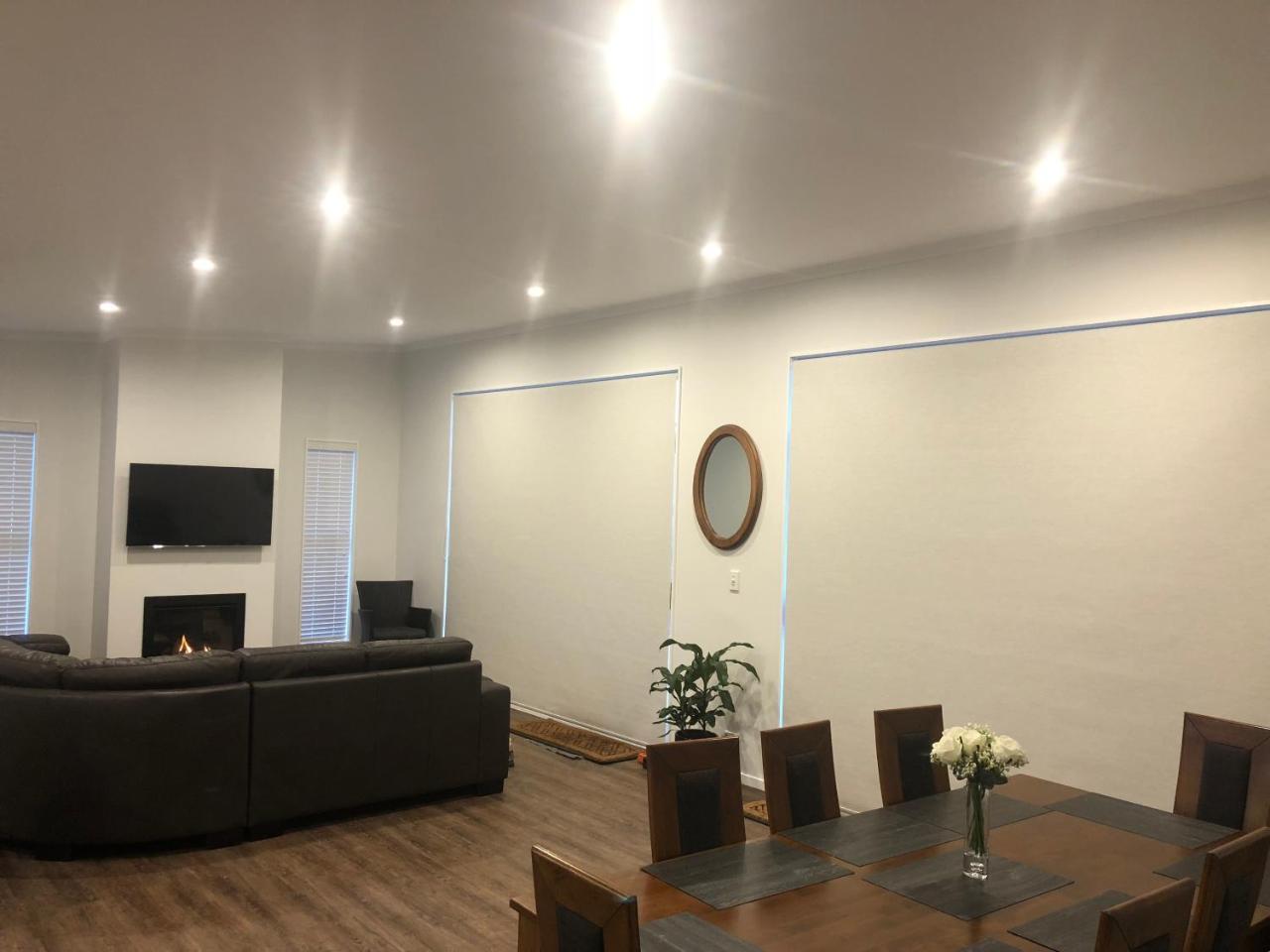 Otaki Beachfront Getaway Exterior photo